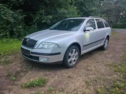 Silber Gebraucht 2007 Skoda Octavia Kombi | 2.399 € (Fairer Preis)