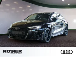Mythosschwarz metallic Gebraucht 2025 Audi RS3 Sportback Ambiente Kleinwagen | 69.390 €