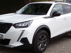 Weiß Gebraucht 2022 Peugeot 2008 Allure SUV | 13.999 € (Superpreis)