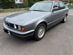 Grau Gebraucht 1992 BMW 520 Limousine | 6.900 €