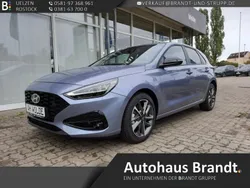Blau Neu 2024 Hyundai i30 Advantage Limousine | 24.990 € (Fairer Preis)