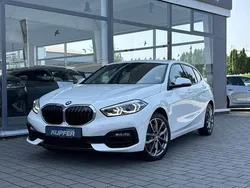 Alpinweiã Gebraucht 2023 BMW 120 Sport Line Kleinwagen | 27.500 € (Fairer Preis)