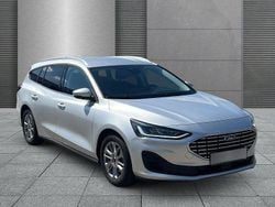 Diverse metallic Gebraucht 2024 Ford Focus Titanium X | 22.820 € (Superpreis)