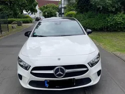 Weiß Gebraucht 2019 Mercedes A200 Progressive Limousine | 19.000 € (Fairer Preis)