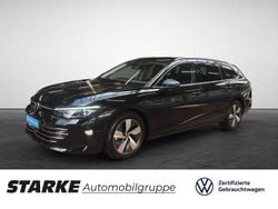 Schwarz Gebraucht 2025 VW Passat Elegance Kombi | 36.550 € (Superpreis)