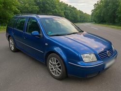 Blau Gebraucht 2002 VW Bora Limousine | 2.700 € (Fairer Preis)