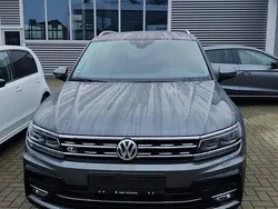 Grau Gebraucht 2018 VW Tiguan Style SUV | 26.000 € (Superpreis)