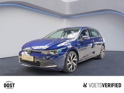 Blau Gebraucht 2022 VW Golf VIII Style Limousine | 24.930 € (Fairer Preis)
