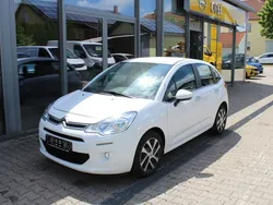 Weiß Gebraucht 2016 Citroën C3 SELECTION Kleinwagen | 8.700 € (Fairer Preis)