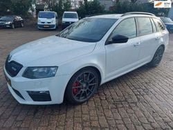 Weiß Gebraucht 2014 Skoda Octavia RS Kombi | 6.400 € (Superpreis)