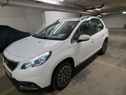 Weiß Gebraucht 2019 Peugeot 2008 Signature Sky SUV | 10.500 € (Guter Preis)