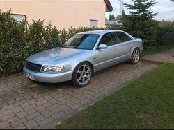 Silber Gebraucht 1996 Audi A8 Limousine | 2.500 €