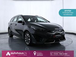 Grau Gebraucht 2023 Kia Ceed Kleinwagen | 21.969 € (Fairer Preis)