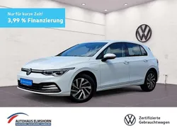 Pure white Gebraucht 2022 VW Golf VIII Style Limousine | 29.620 € (Etwas zu teuer)