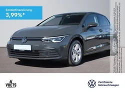 Grau Gebraucht 2023 VW Golf VIII Life Limousine | 20.960 € (Guter Preis)
