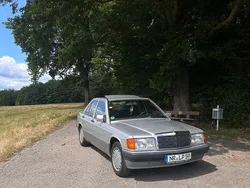 Silber Gebraucht 1991 Mercedes 190 Limousine | 5.400 €
