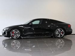 Mythosschwarz metallic Gebraucht 2022 Audi e-tron GT quattro Ambiente Limousine | 54.750 € (Guter Preis)