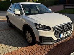 Weiß Gebraucht 2018 Audi Q2 Basis SUV | 15.000 € (Superpreis)