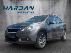 Grau Gebraucht 2016 Peugeot 2008 Active SUV | 8.690 € (Fairer Preis)