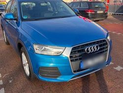 Blau Gebraucht 2016 Audi Q3 SUV | 14.000 € (Guter Preis)