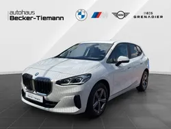 Alpinweiß uni Gebraucht 2024 BMW 218 Active Tourer Efficient Dynamics Van / Kleinbus | 31.606 € (Guter Preis)