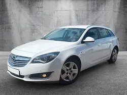 Weiß Gebraucht 2015 Opel Insignia Business Edition Kombi | 5.950 € (Fairer Preis)