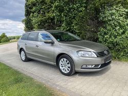 Braun Gebraucht 2013 VW Passat Comfortline Kombi | 7.800 € (Fairer Preis)
