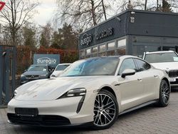 Grau Gebraucht 2021 Porsche Taycan Limousine | 47.490 € (Fairer Preis)