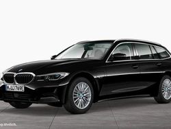 Schwarz Gebraucht 2022 BMW 320e Sport Line Kombi | 31.910 € (Fairer Preis)