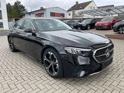 Schwarz Gebraucht 2024 Mercedes E220 Advanced Limousine | 50.000 € (Fairer Preis)