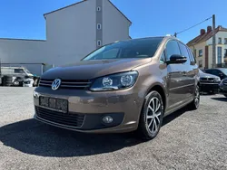 Braun Gebraucht 2012 VW Touran Style Van / Kleinbus | 8.990 € (Fairer Preis)