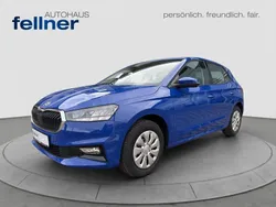 Blau Gebraucht 2025 Skoda Fabia Essence Limousine | 17.990 € (Guter Preis)