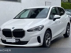 Alpinweiss Gebraucht 2022 BMW 218 Van / Kleinbus | 26.990 € (Fairer Preis)