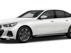 Weiß Gebraucht 2024 BMW i5 Comfort Edition Limousine | 63.017 € (Fairer Preis)