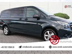 Grün Gebraucht 2019 Mercedes Vito Edition Van / Kleinbus | 34.980 € (Fairer Preis)