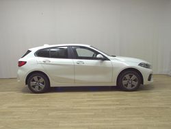 Weiss Gebraucht 2023 BMW 118 Advantage Kleinwagen | 18.980 € (Guter Preis)