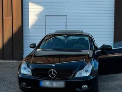 Schwarz Gebraucht 2009 Mercedes CLS500 Limousine | 20.000 €