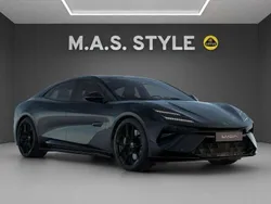 Stellar black Neu 2025 Lotus Emeya Kleinwagen | 145.000 €