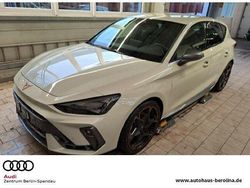 Taiga grau metallic Gebraucht 2024 Cupra Leon Limousine | 32.444 € (Fairer Preis)