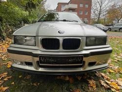 Silber Gebraucht 1999 BMW 316 Coupé | 5.500 €