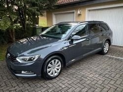Grau Gebraucht 2017 VW Passat Kombi | 14.999 € (Fairer Preis)