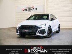 Gletscherweiß metallic Gebraucht 2023 Audi RS3 Sportback Sport Kleinwagen | 56.392 € (Fairer Preis)