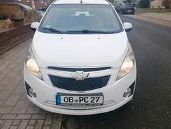 Weiß Gebraucht 2011 Chevrolet Spark LS Kleinwagen | 2.500 € (Fairer Preis)