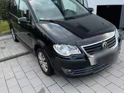 Schwarz Gebraucht 2007 VW Touran Van / Kleinbus | 4.300 € (Fairer Preis)