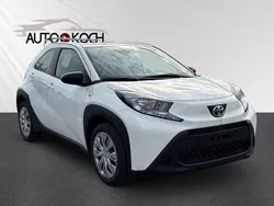 Weiß Neu 2024 Toyota Aygo Business Edition Kleinwagen | 15.590 €