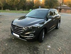 Andere farbe Gebraucht 2018 Hyundai Tucson Premium SUV | 36.500 €