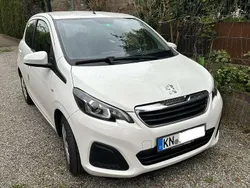 Weiß Gebraucht 2017 Peugeot 108 Active Kleinwagen | 6.450 € (Fairer Preis)