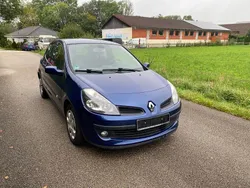 Blau Gebraucht 2006 Renault Clio II Limousine | 3.300 € (Guter Preis)