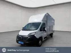 Weiß Gebraucht 2023 Opel Movano Edition Van | 28.489 € (Etwas zu teuer)