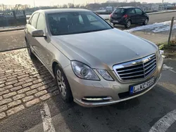 Gold Gebraucht 2011 Mercedes E200 Avantgarde Limousine | 10.500 € (Superpreis)